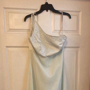Floorlength Formal Dress, Mint Green Size 10